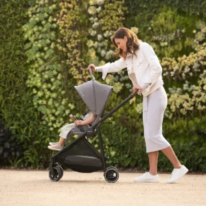 Nuna Ixxa Lightweight Baby Stroller-Reversible Seat-Compact Fold-Pram for 0 Months+ (Upto 15Kg)